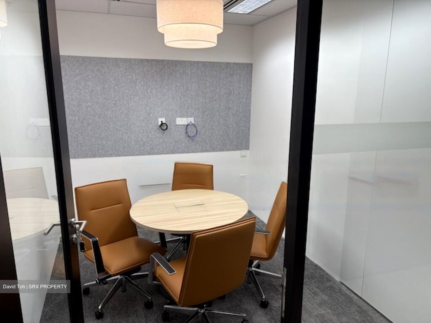 Republic Plaza (D1), Office #484332321